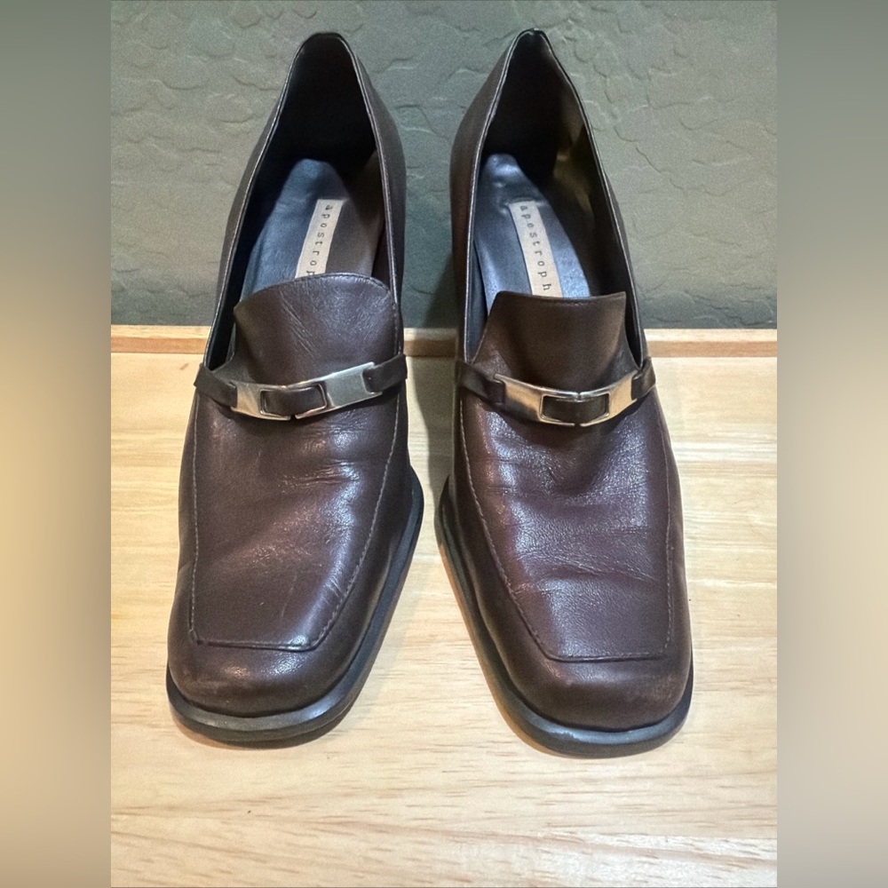 Apostrophe Vintage Stratford women's leather loafers in brown with a block heel